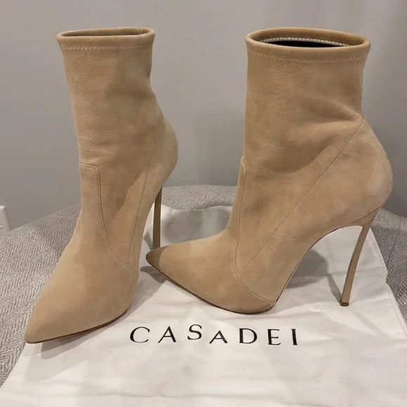 CASADEI Blade pointed-toe ankle boots size 37 1/2 - Picture 3 of 10